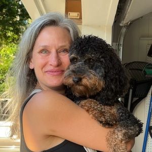 Meet your Posher, Jenifer